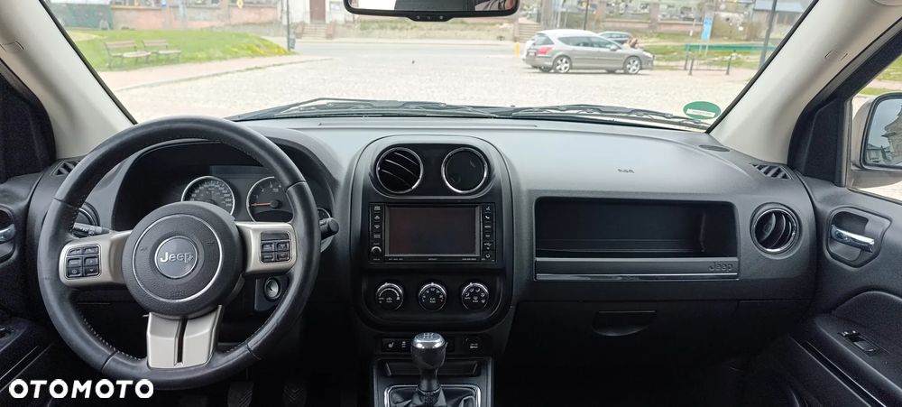 Jeep Compass 2.0 4x2 Limited - 9