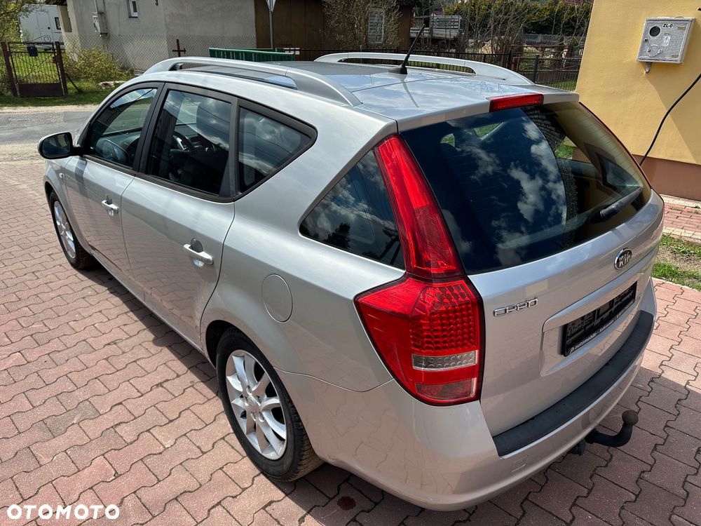 Kia Ceed 1.4 CVVT LX - 10