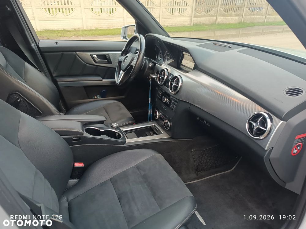 Mercedes-Benz GLK 200 CDI DPF BlueEFFICIENCY 7G-TRONIC - 17