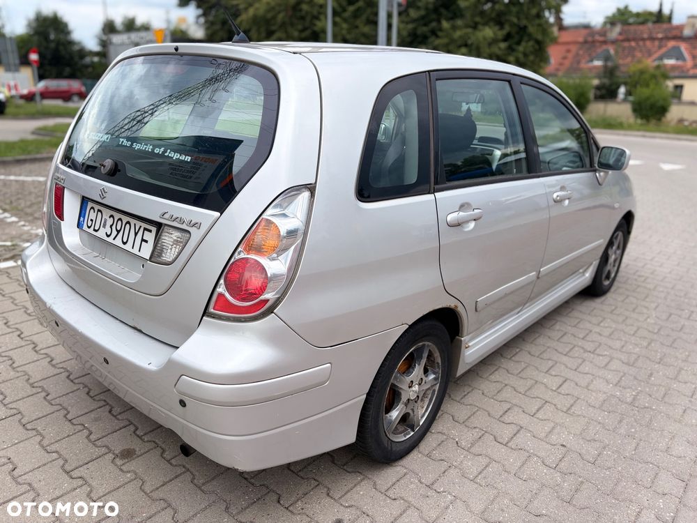 Suzuki Liana 1.6 - 5