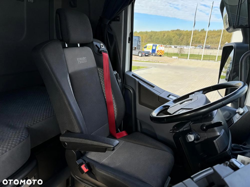 Renault T520 HIGH CAB EVO - 17