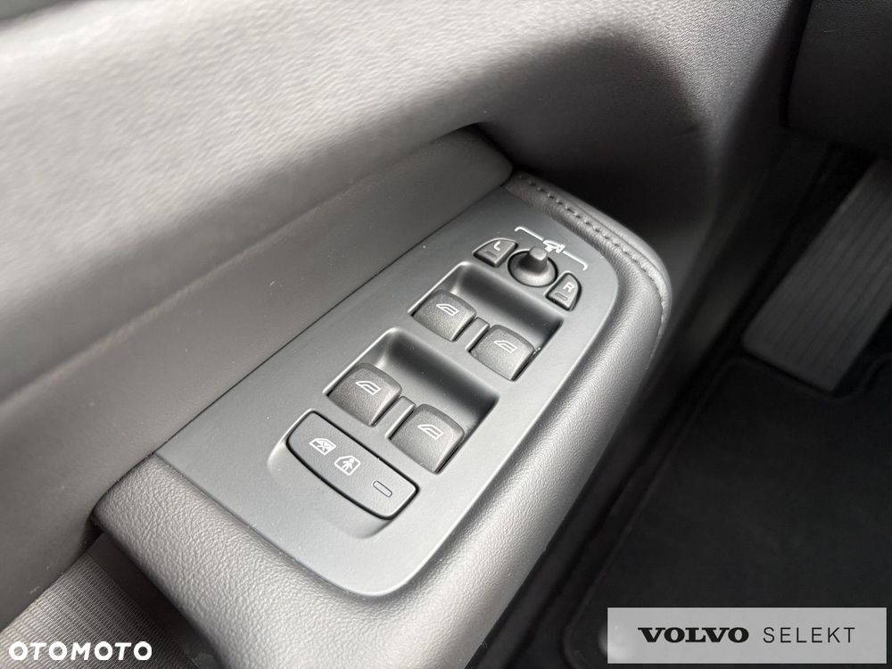 Volvo XC 60 - 21