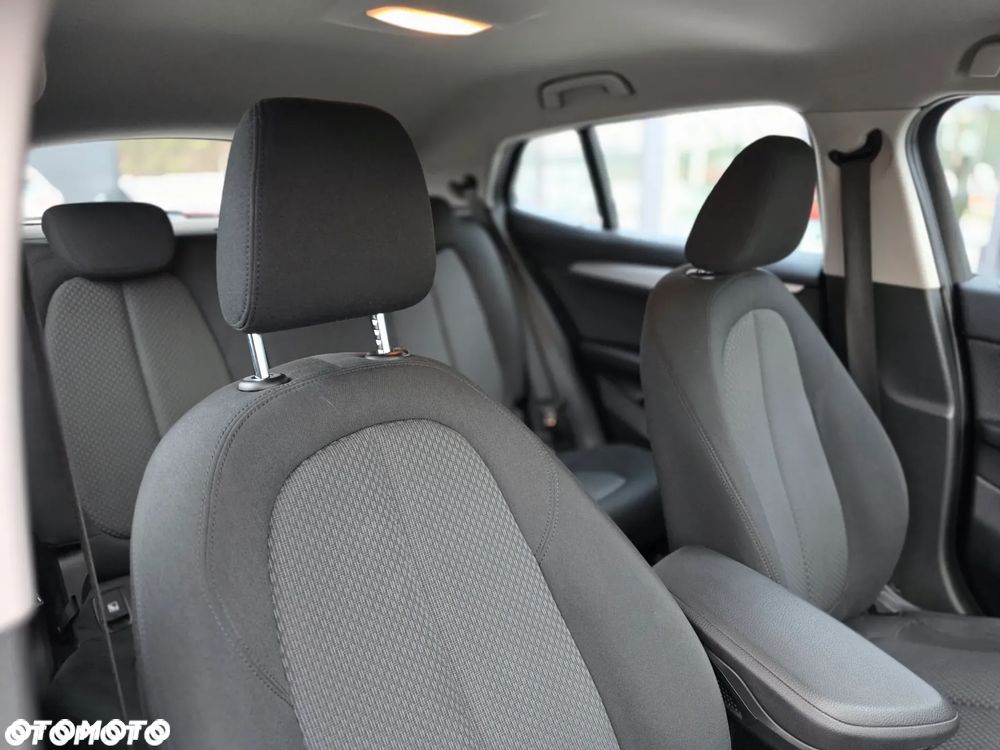 BMW X2 sDrive18i - 23