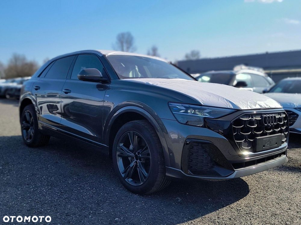 Audi Q8 - 3