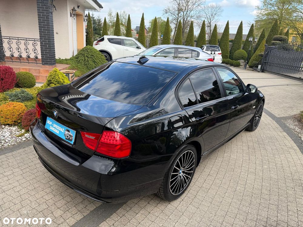BMW Seria 3 318d DPF Edition Exclusive - 4