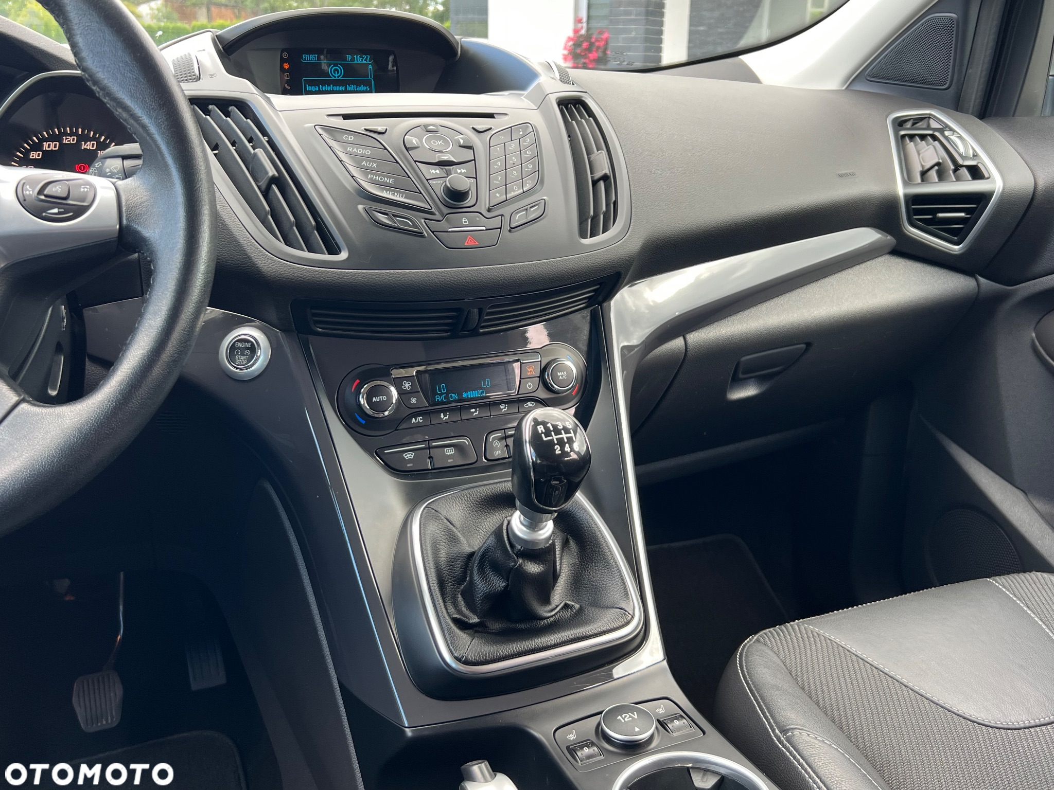 Ford Kuga 1.6 EcoBoost 2x4 Titanium - 36