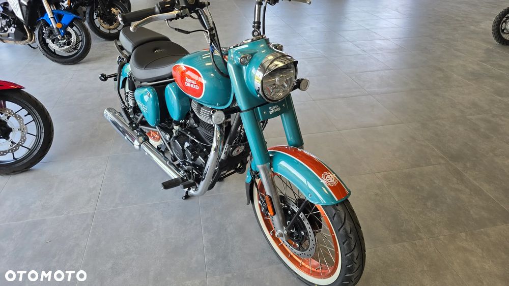 Royal Enfield Classic - 25