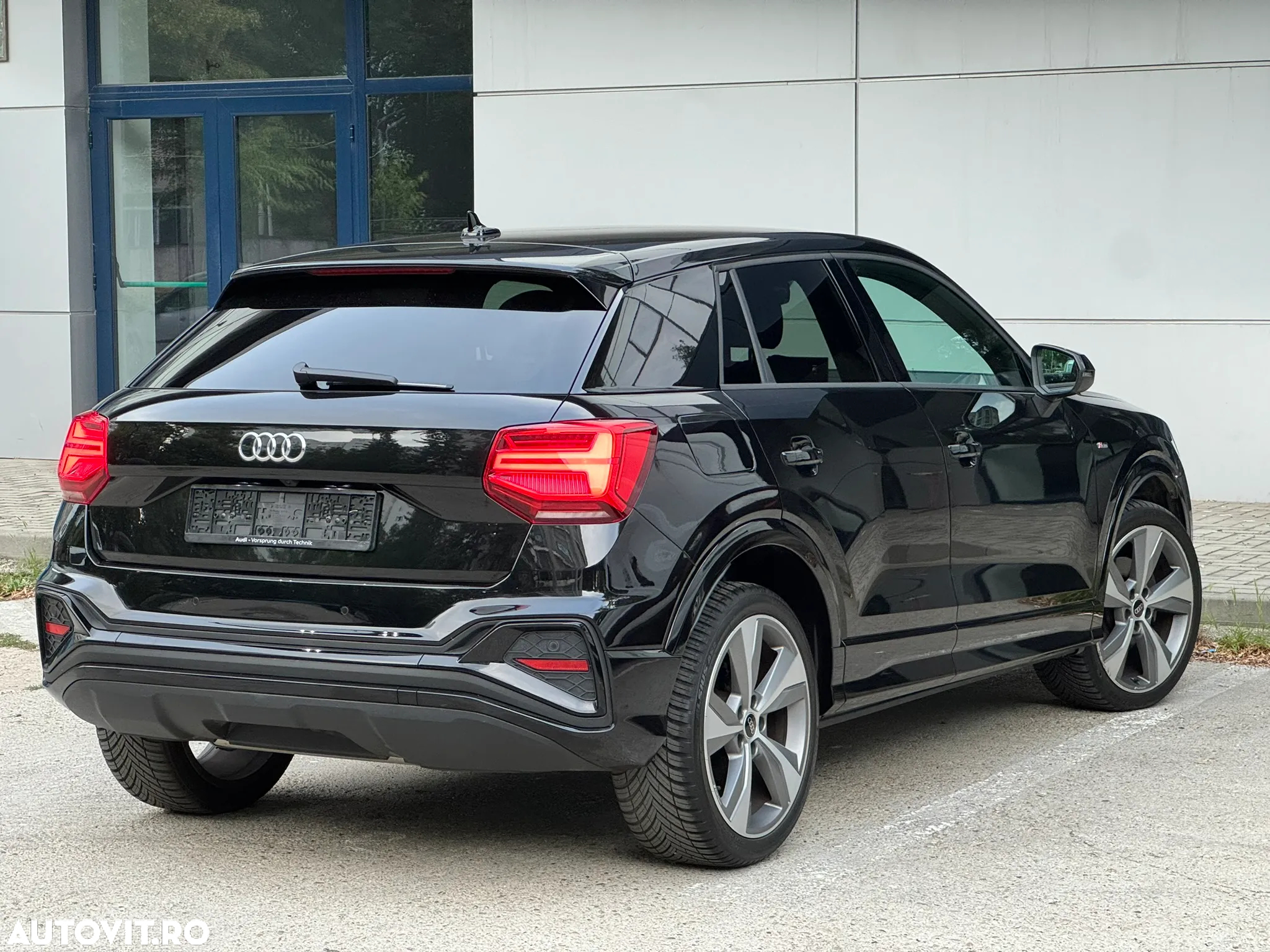 Audi Q2 35 TFSI S tronic S Line - 4