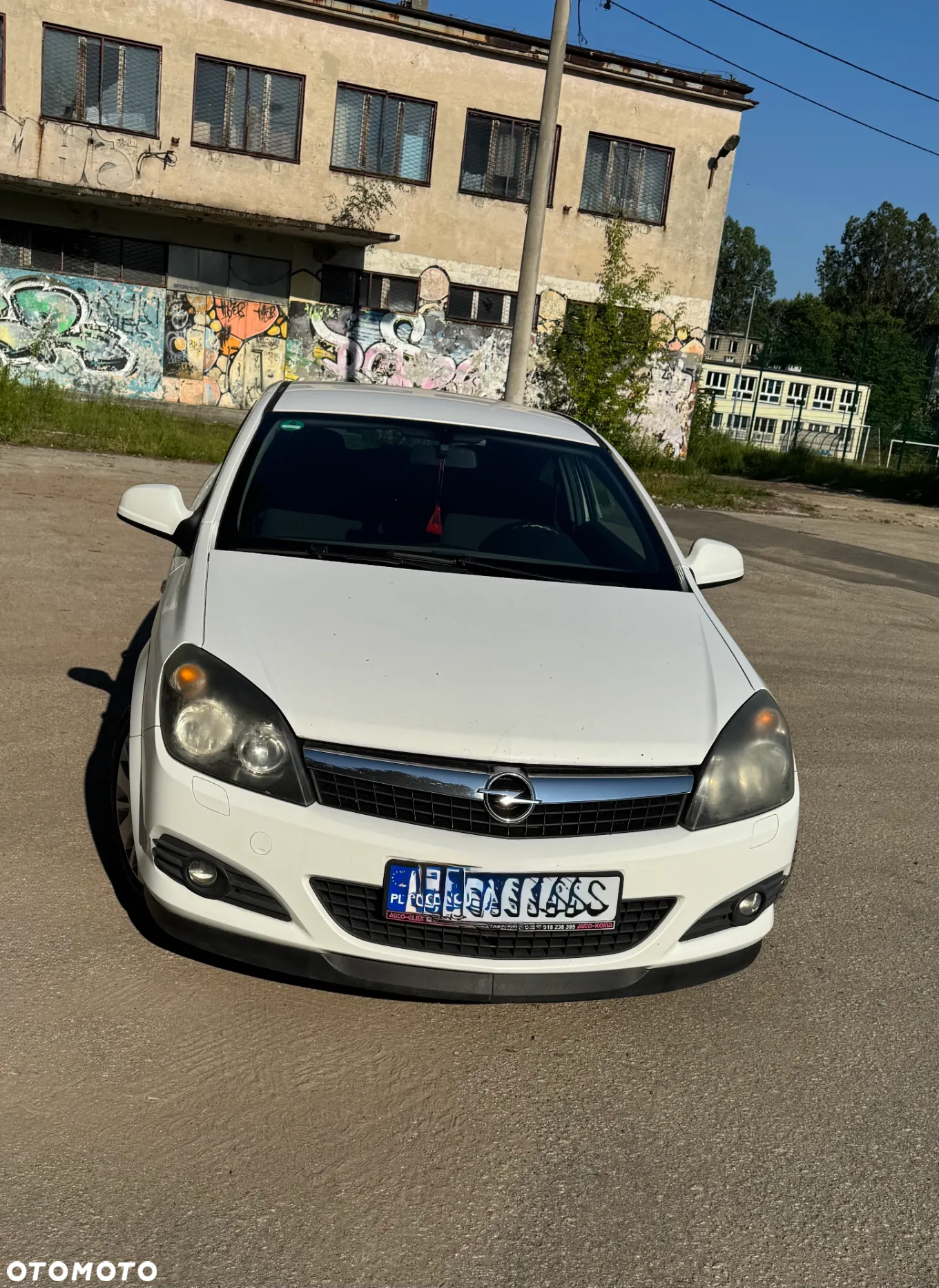 Opel Astra GTC 1.4 - 3