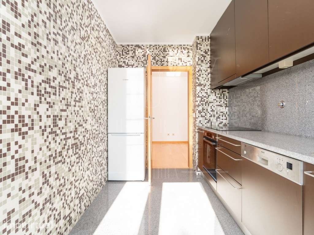 ARRENDAMENTO | Apartamento T2 | Quinta da Portela, Coimbra - Grande imagem: 3/20