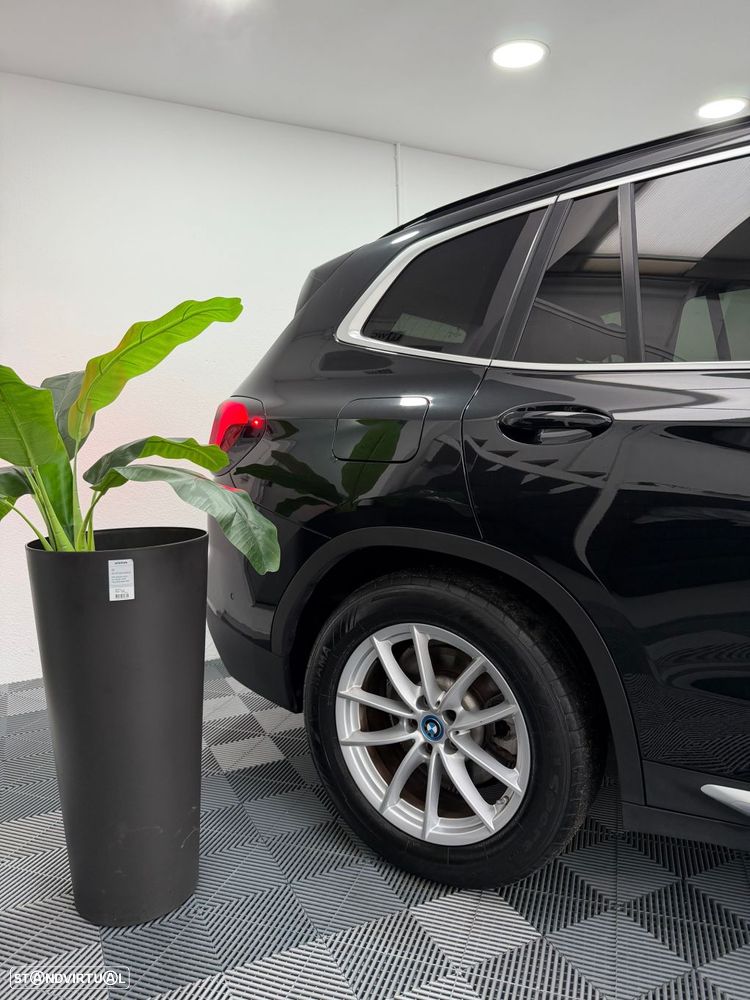 BMW X3 30 e xDrive Line Luxury - 26