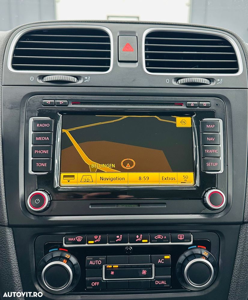 Volkswagen Golf 1.6 TDI DPF BlueMotion - 24