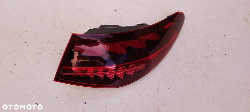 Mercedes EQE 2021- Lampa Tylna Prawa Nowa Oryginał A2959062800