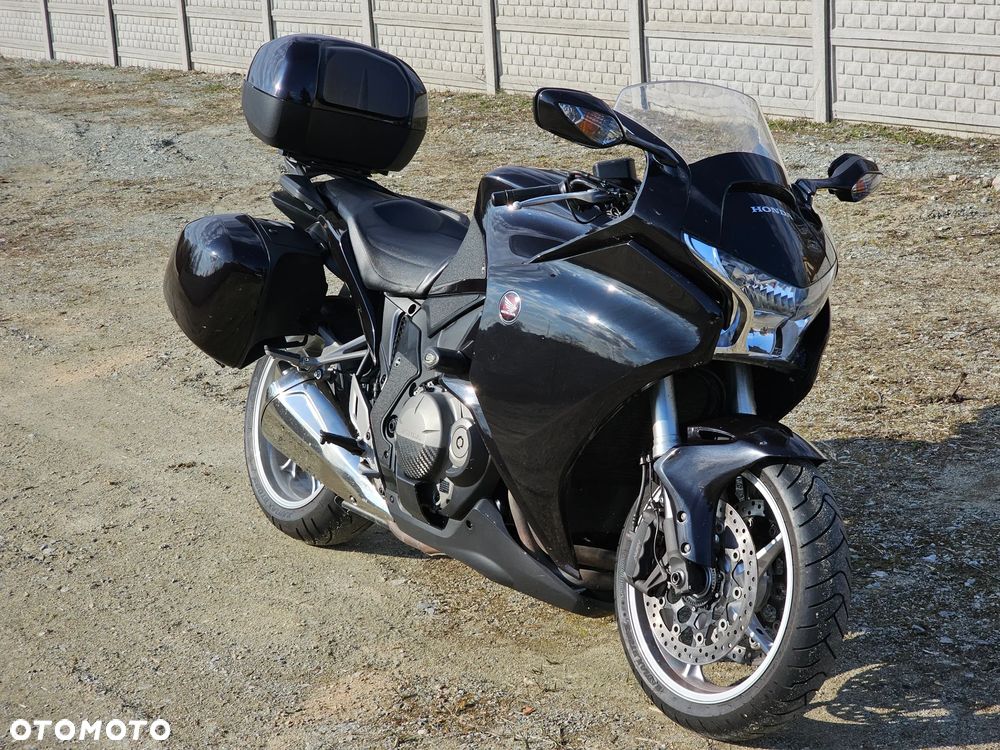 Honda VFR - 22