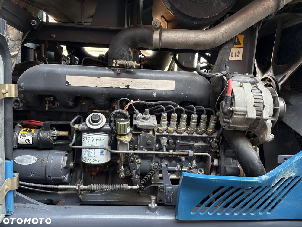 New Holland 8870 - 36