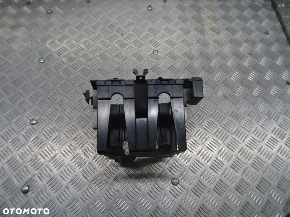 FORD KUGA MK1 08-13 2.0 TDCI 140KM RAMKA RADIA ŚRODKOWA 3M5118A998AC - 2