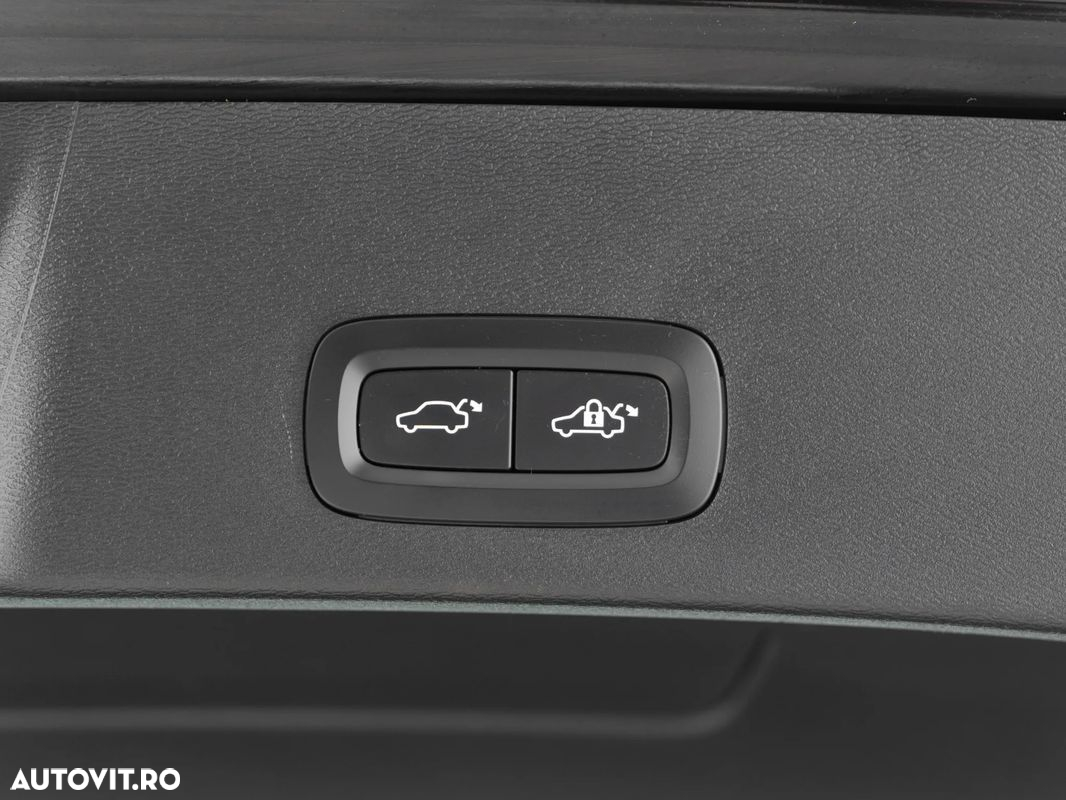 Volvo XC 40 - 6