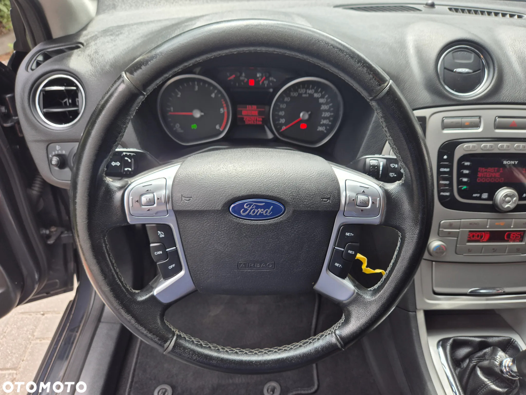 Ford Mondeo 2.0 TDCi Ambiente - 35