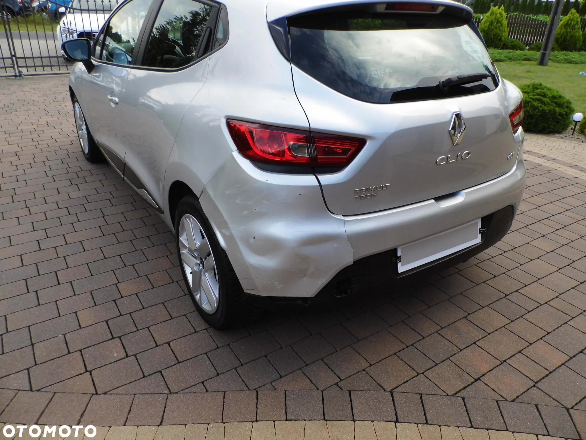 Renault Clio - 10