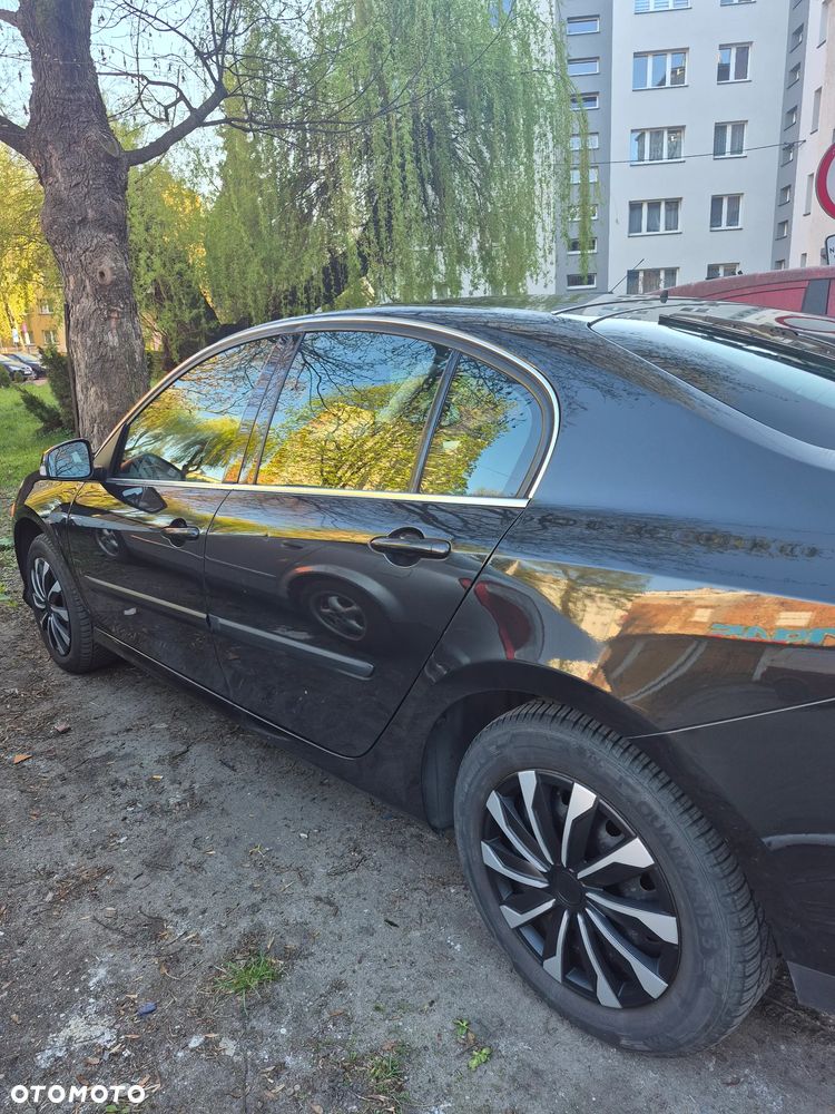 Renault Laguna - 3