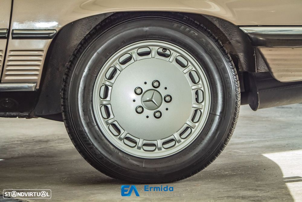 Mercedes-Benz SL 300 - 22