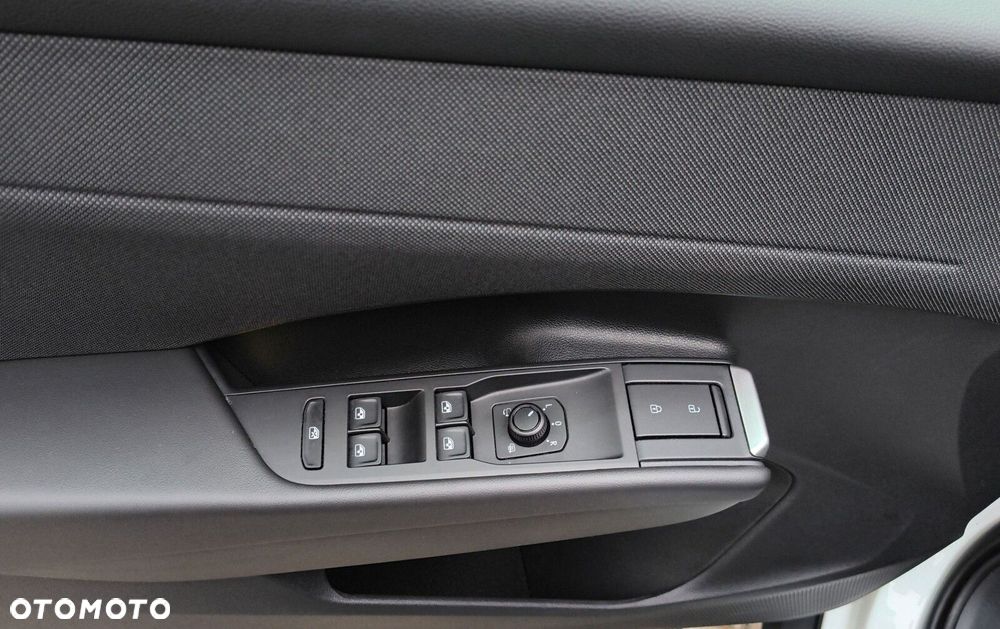Volkswagen T-Roc 1.5 TSI Life DSG - 25