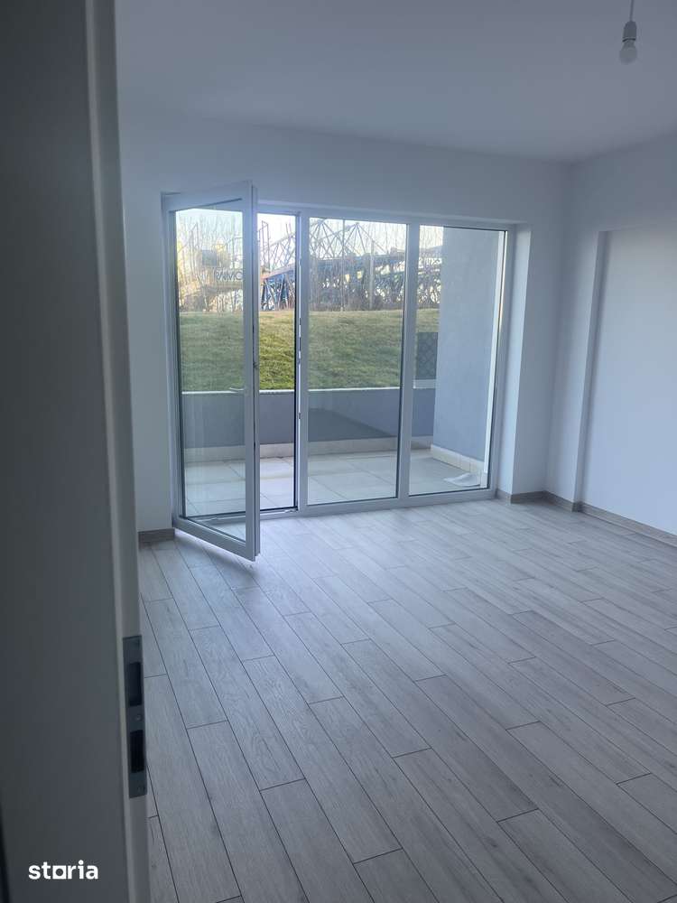 Apartamente deosebite la demisol — fotografia 1