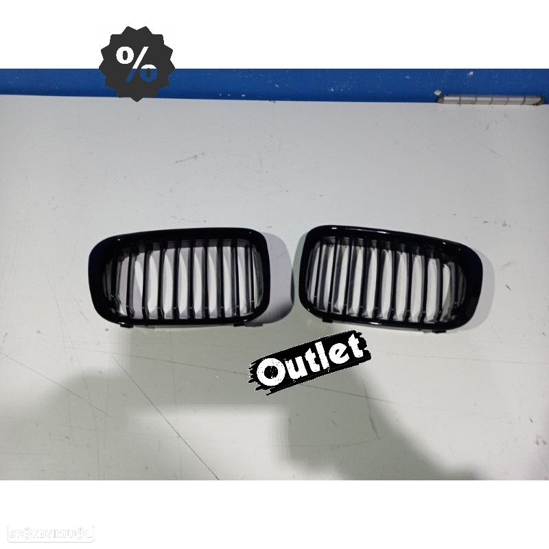 R100444C1 GRELHAS FRONTAIS PARA BMW E46 BERLINA TOURING 01-05 PRETO BRILHANTE - 2