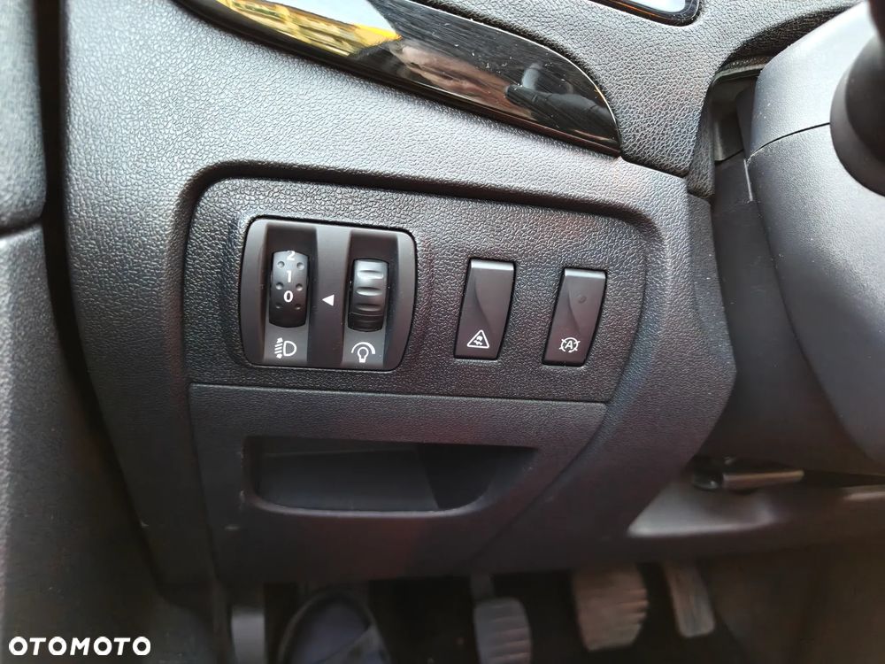 Renault Scenic - 17