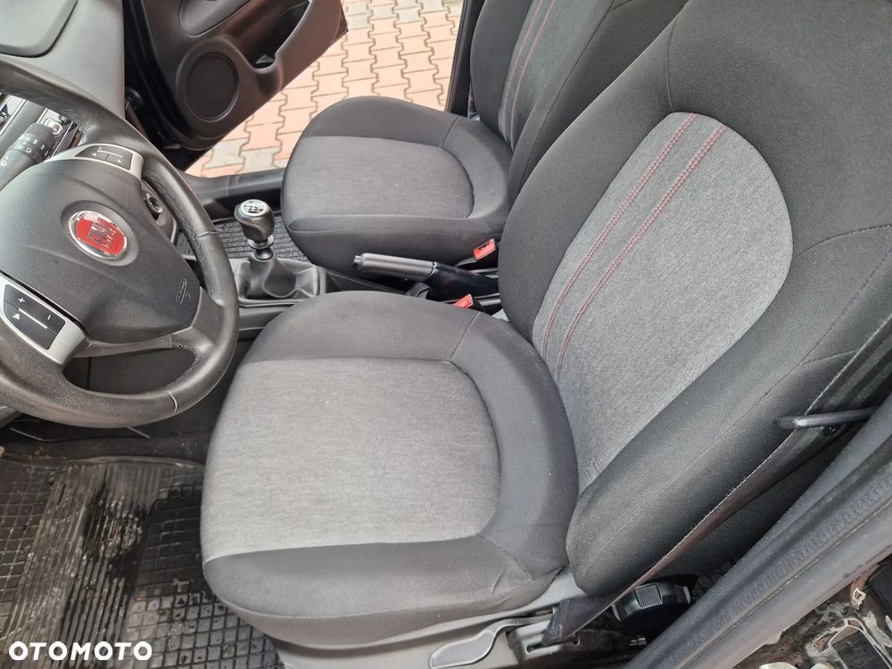Fiat Punto 1.4 Easy S&S Euro6 - 23