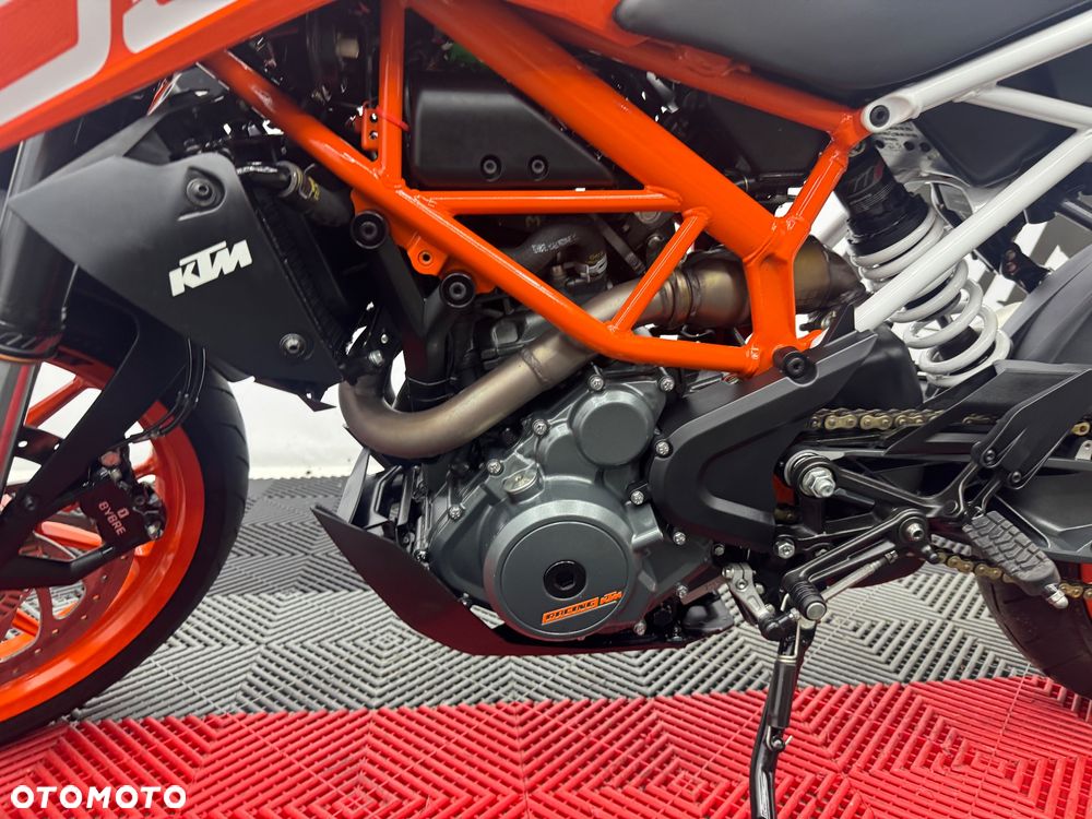 KTM Duke - 13