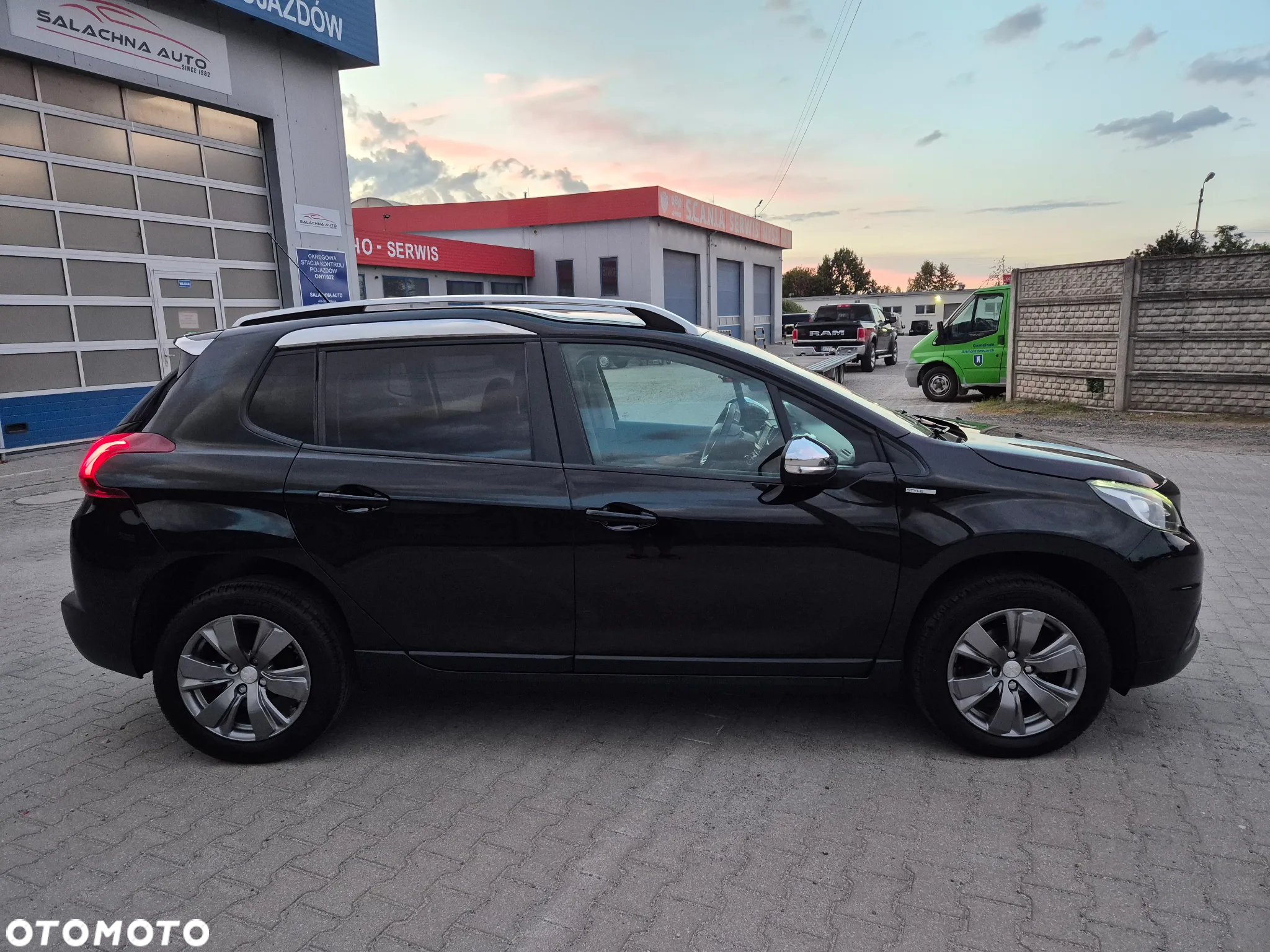 Peugeot 2008 - 5