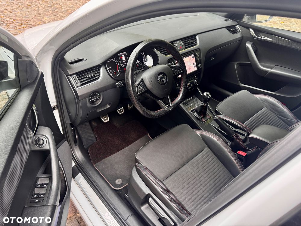 Skoda Octavia 2.0 TDI RS - 15
