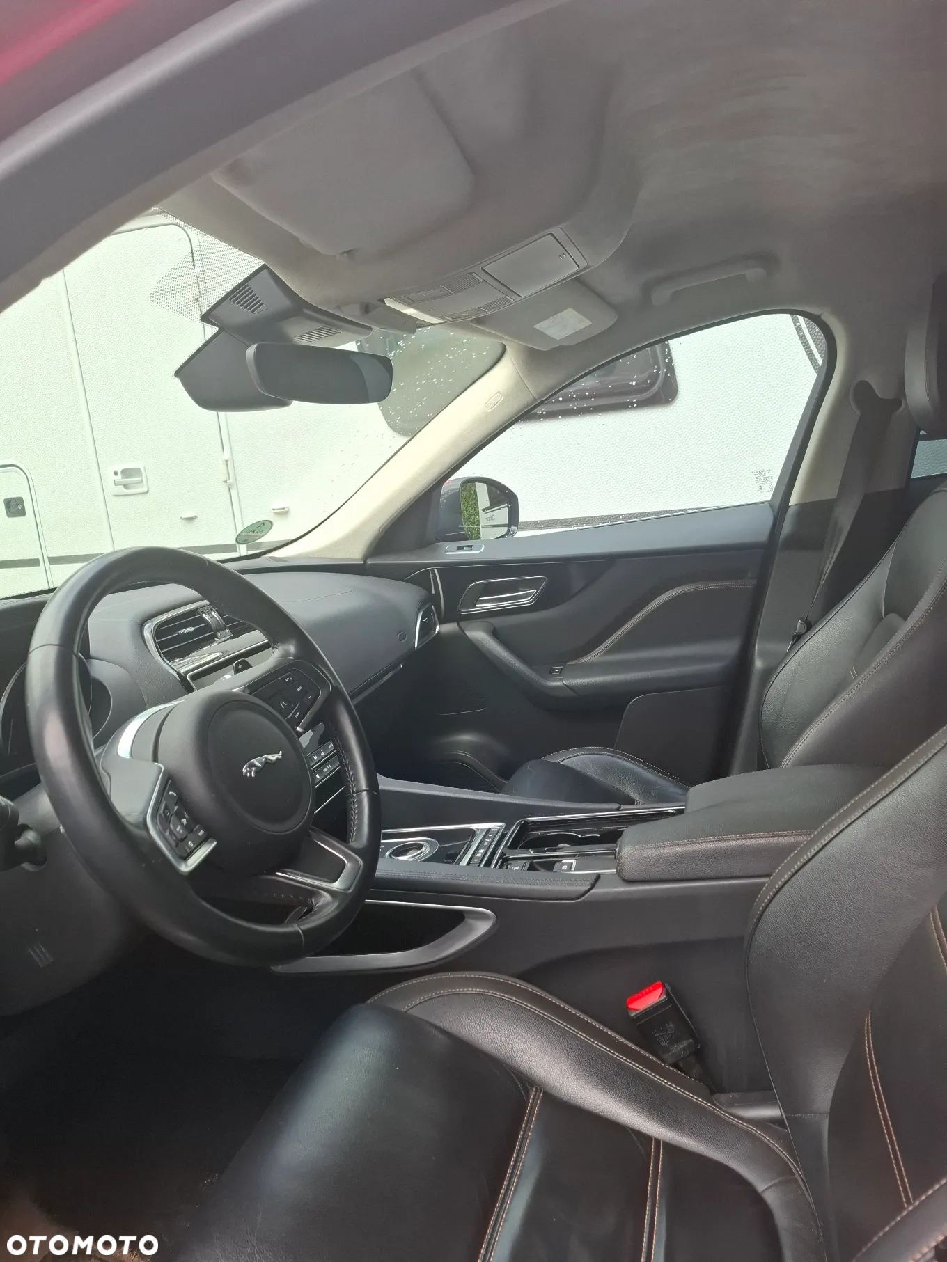 Jaguar F-Pace 2.0 i4D AWD Prestige - 8