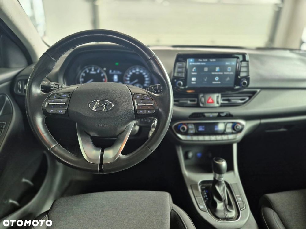 Hyundai i30 1.5 T-GDI 48V Comfort DCT - 20