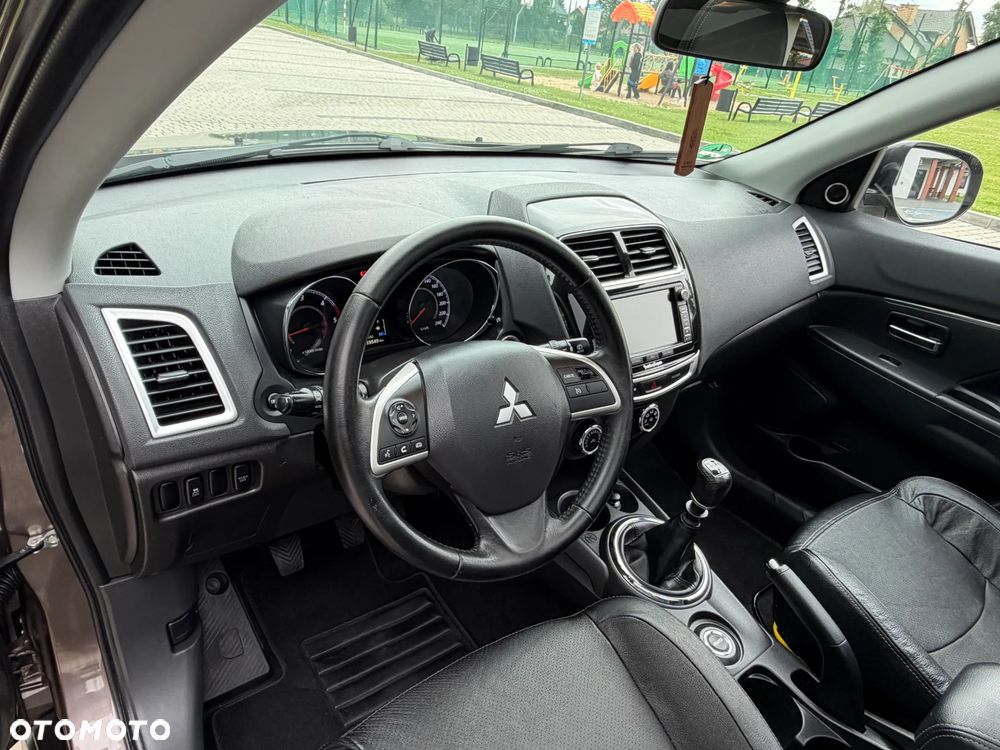Mitsubishi ASX 1.8 DID Instyle NAVI 4WD AS&G - 11