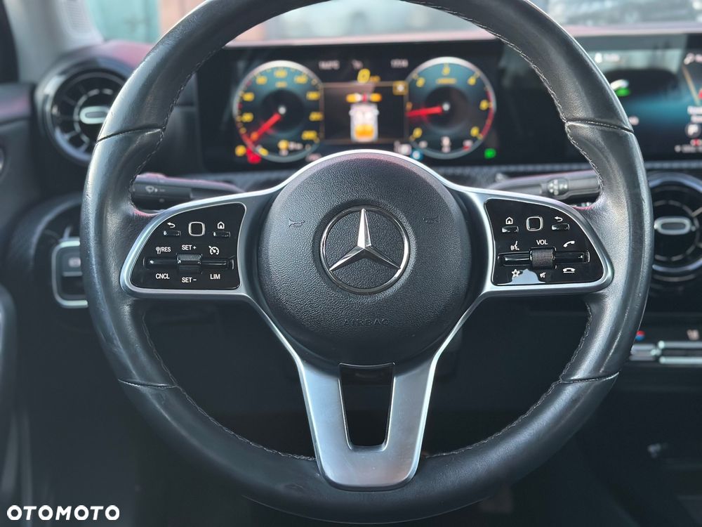 Mercedes-Benz Klasa A 200 d 8G-DCT - 12