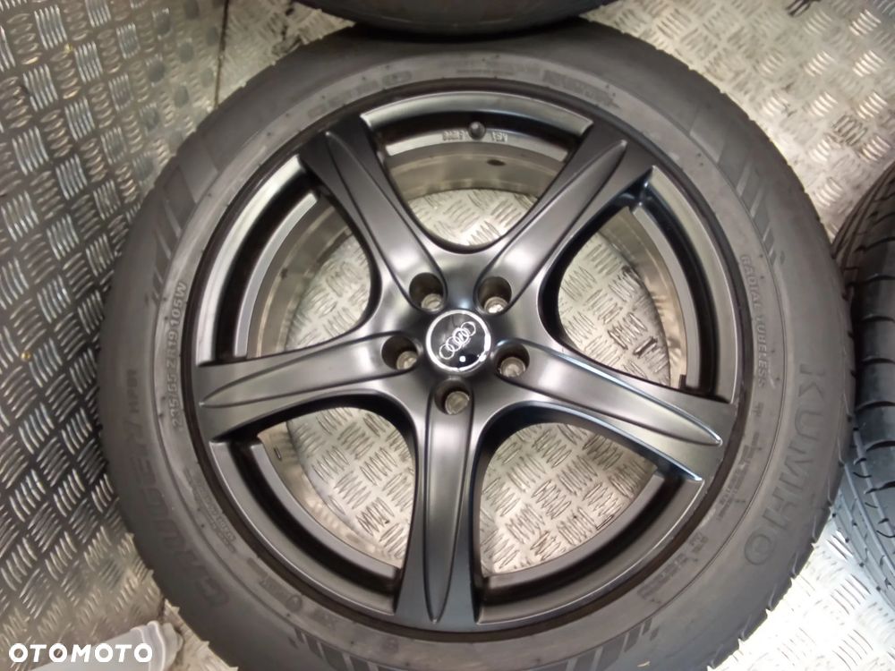Koła Audi Q5 SQ5 7,5Jx19 et33 5x112 7,7 mm - 5