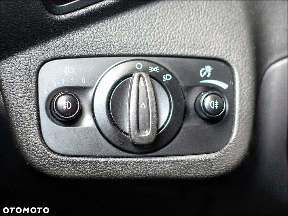 Ford Kuga - 31