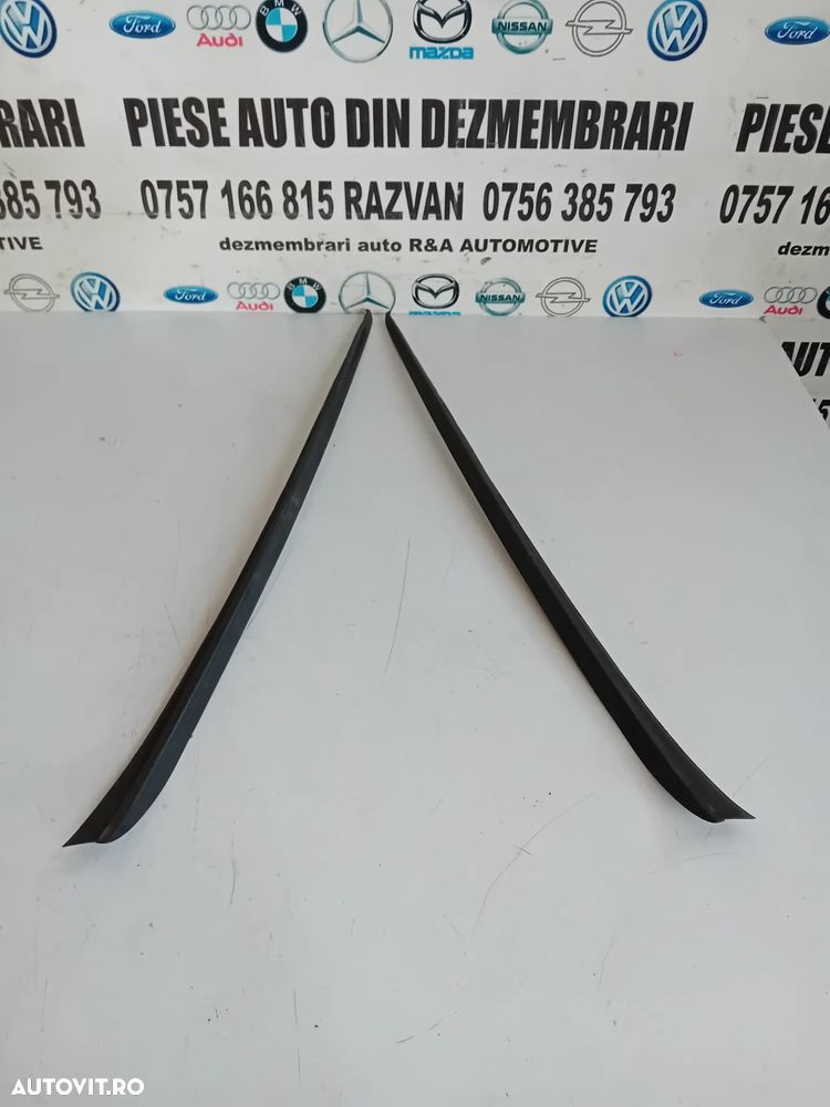 Ornamente Ornament Lateral Stanga Dreapta Parbriz Vw Passat B8 An 2014-2020 Motor DFG Cutie UAX - 2