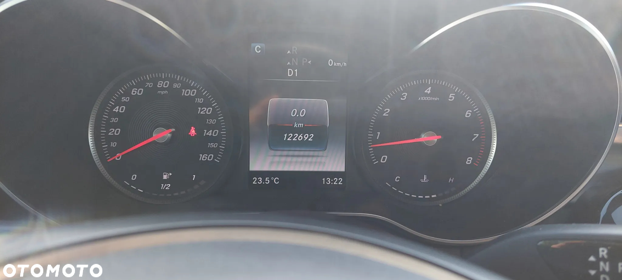 Mercedes-Benz Klasa C 300 9G-TRONIC - 33
