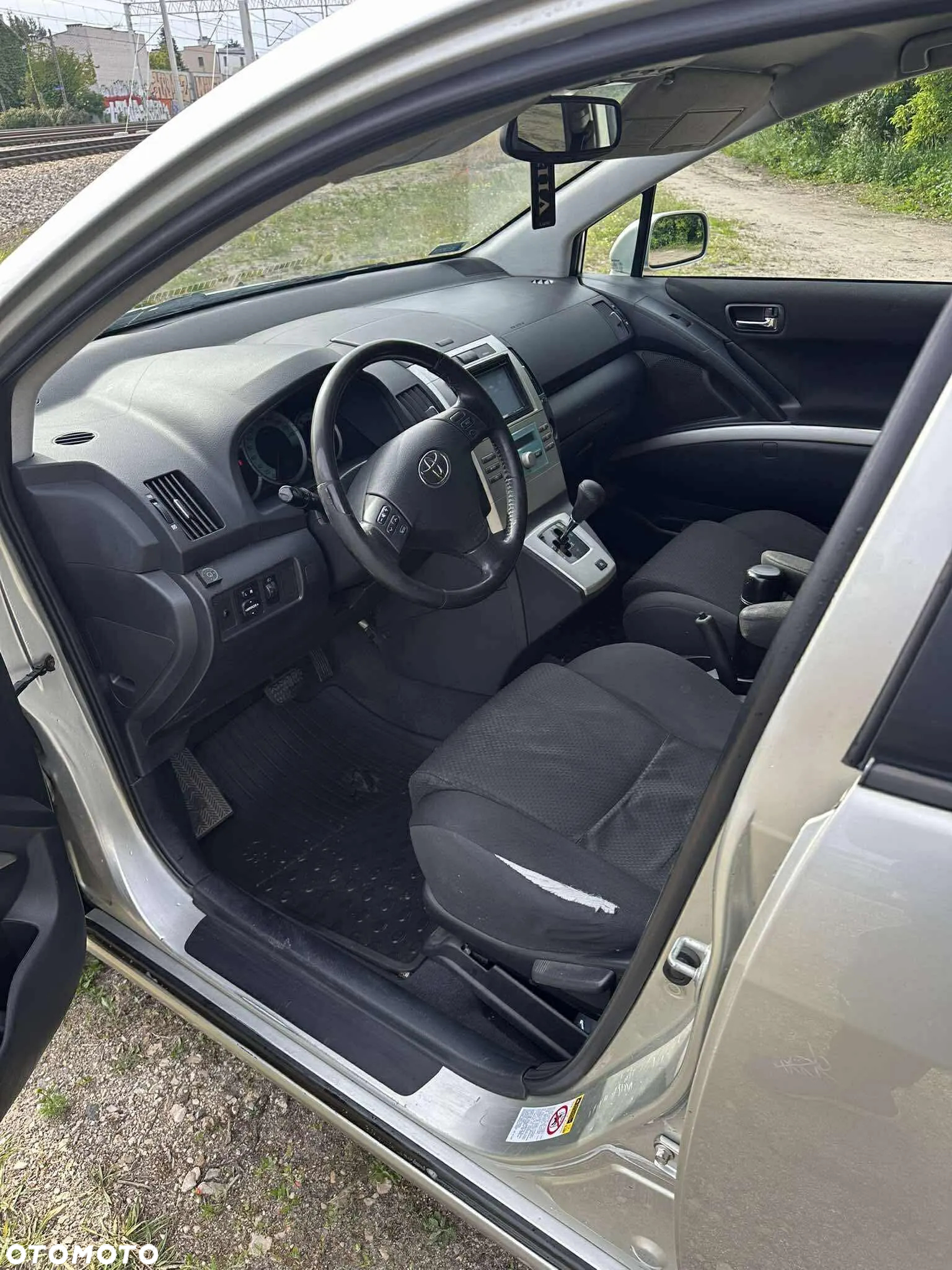 Toyota Corolla Verso 1.8 Sol + 7os MM - 9