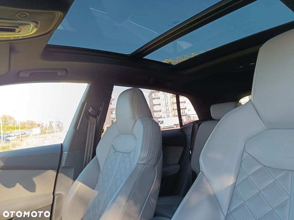 Audi Q8 - 25