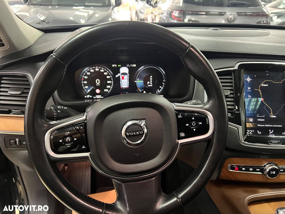 Volvo XC 90 T8 AWD Recharge Geartronic Inscription Edition - 29