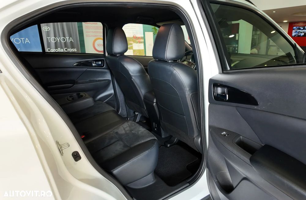 Mitsubishi Eclipse-Cross ver-plug--in-hybrid-4wd-plus-select - 22