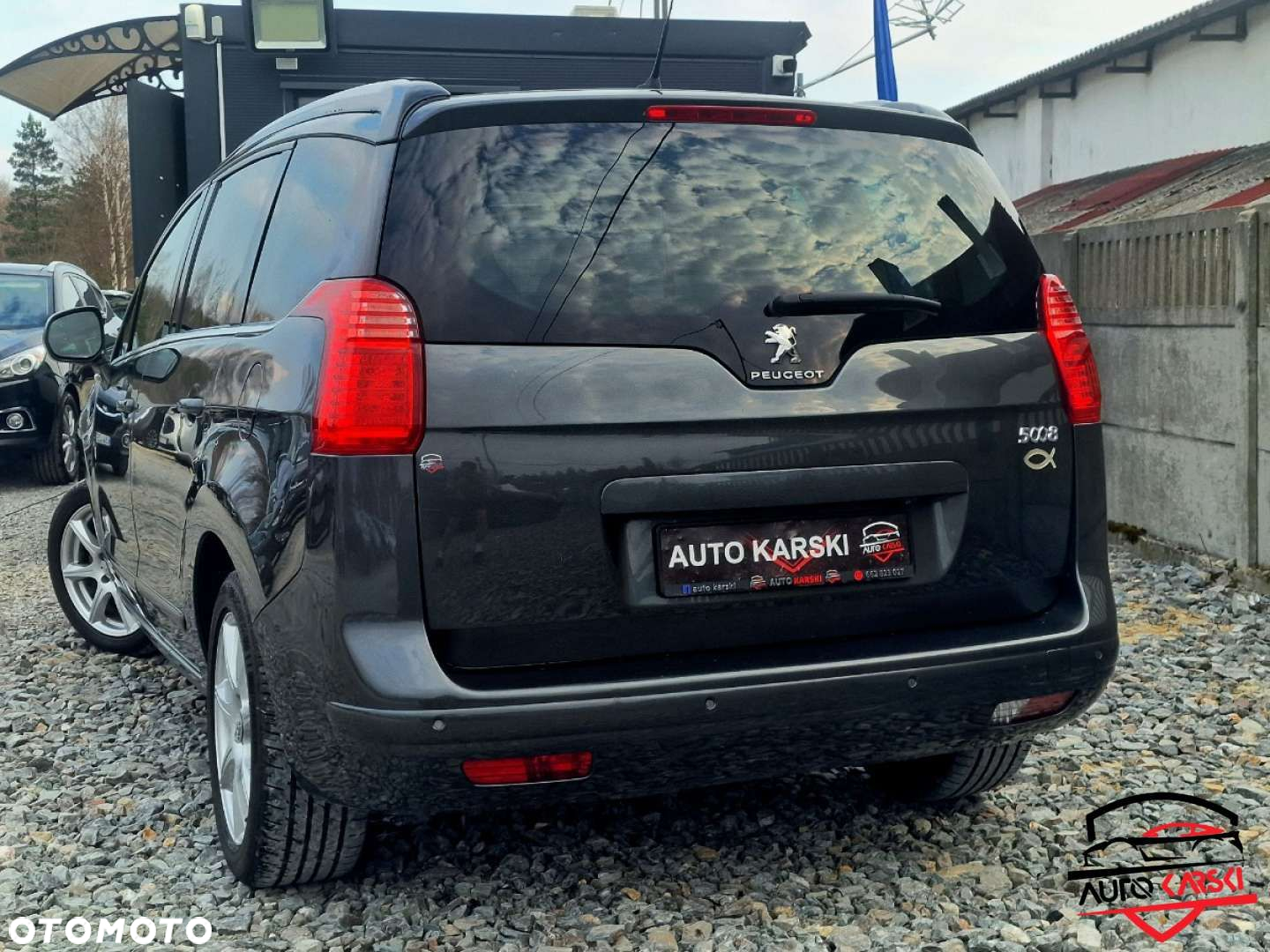 Peugeot 5008 - 5