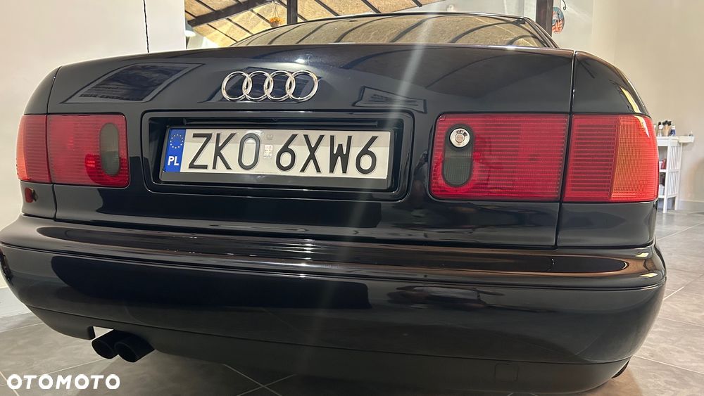 Audi A8 - 30
