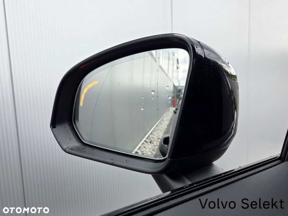 Volvo XC 40 - 35