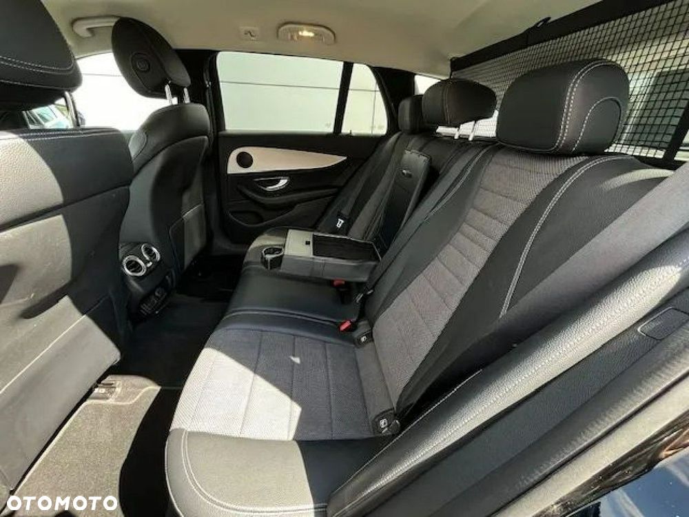 Mercedes-Benz Klasa E - 18