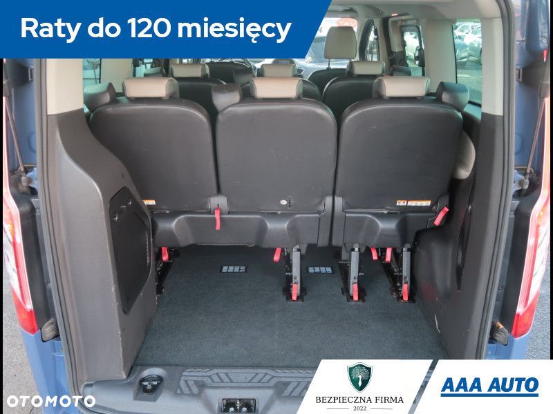 Ford Tourneo Custom - 15